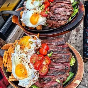 Steak & Egg Platter