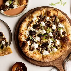 Mushroom & Truffle Pizza