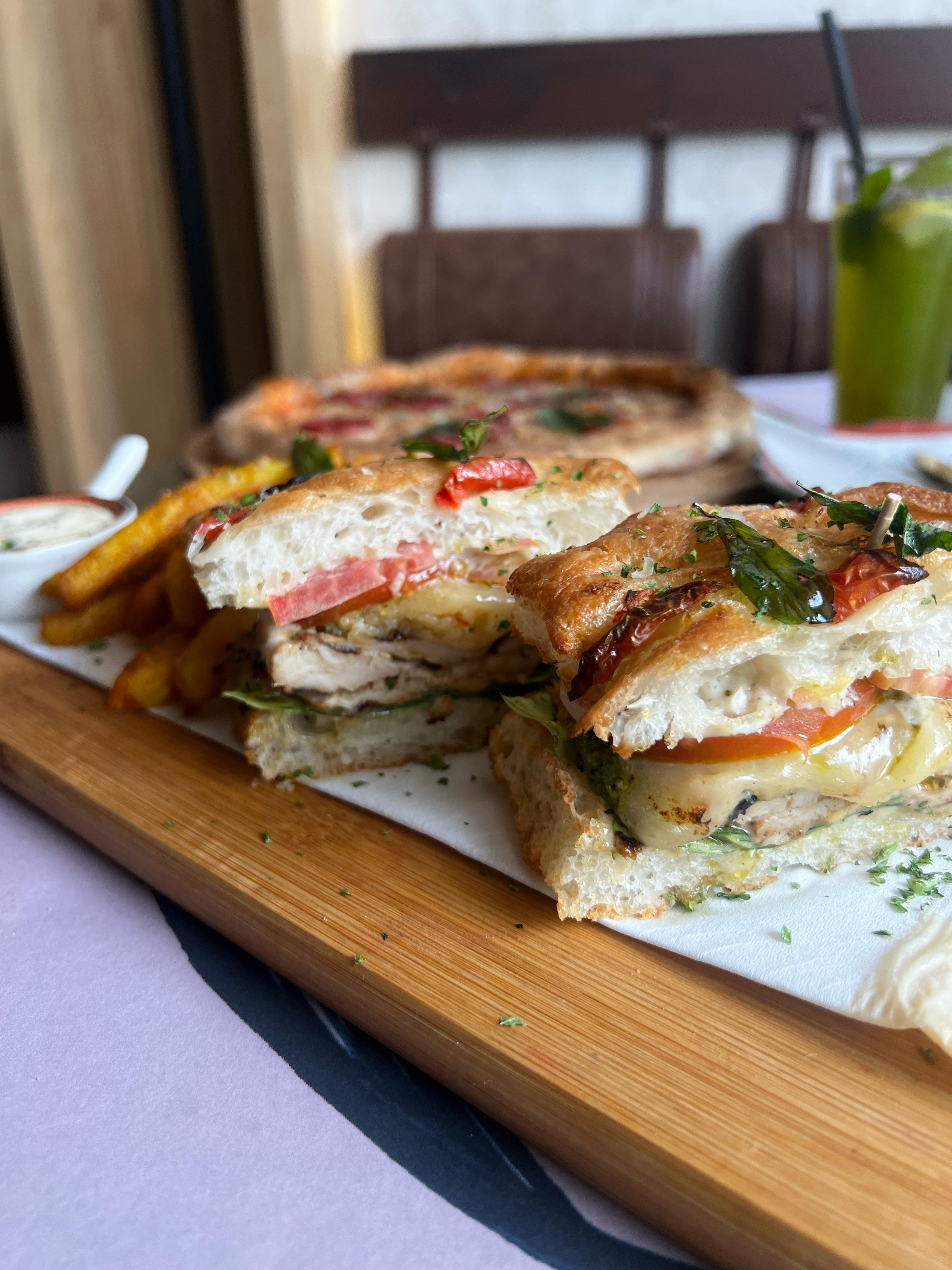 Italian Chicken Focaccia Sandwich - 10275