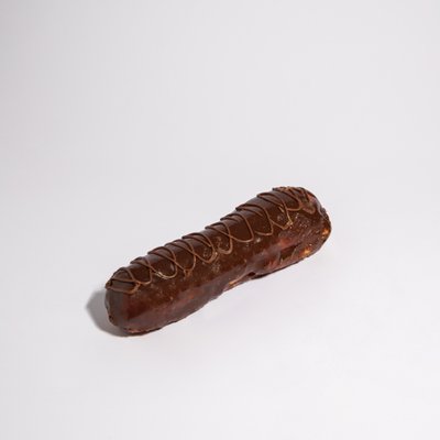 Traditional Chocolate Eclair - 10796