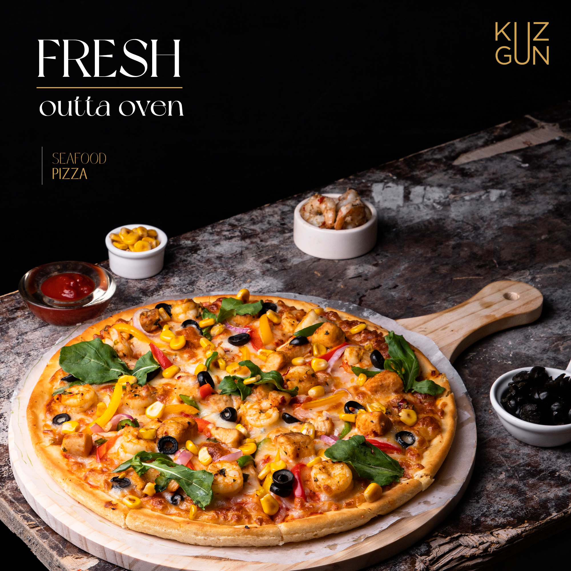 Seafood Pizza