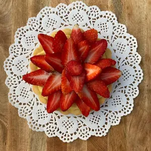 Strawberry Tart - 11702