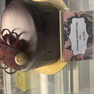 Chocolate Ganache Cake