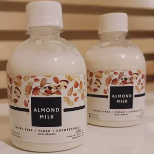 Almond Milk - 10142