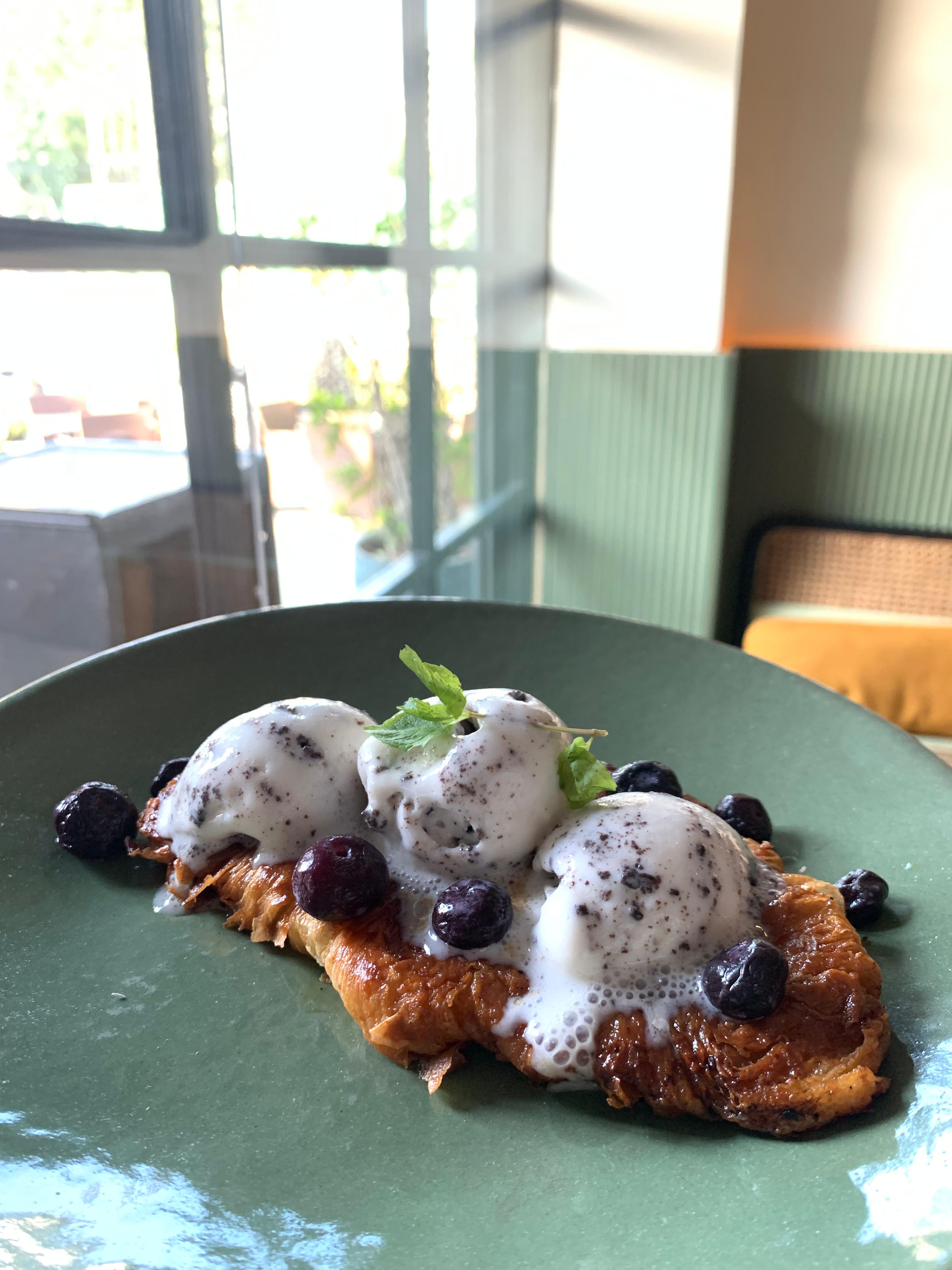Honey Butter Smashed Croissant w/ Gelato