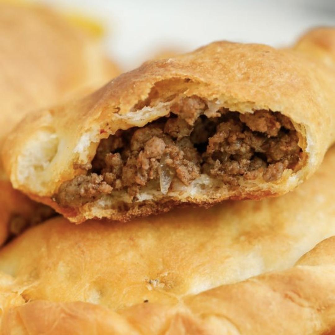 Korma with Cheese Fatayar