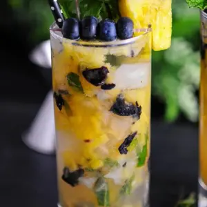 Blueberry & Pineapple Mojito