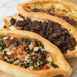 Saware Mix Fatayar Plate