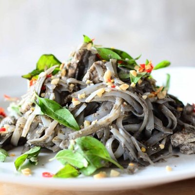Black Sesame Noodles