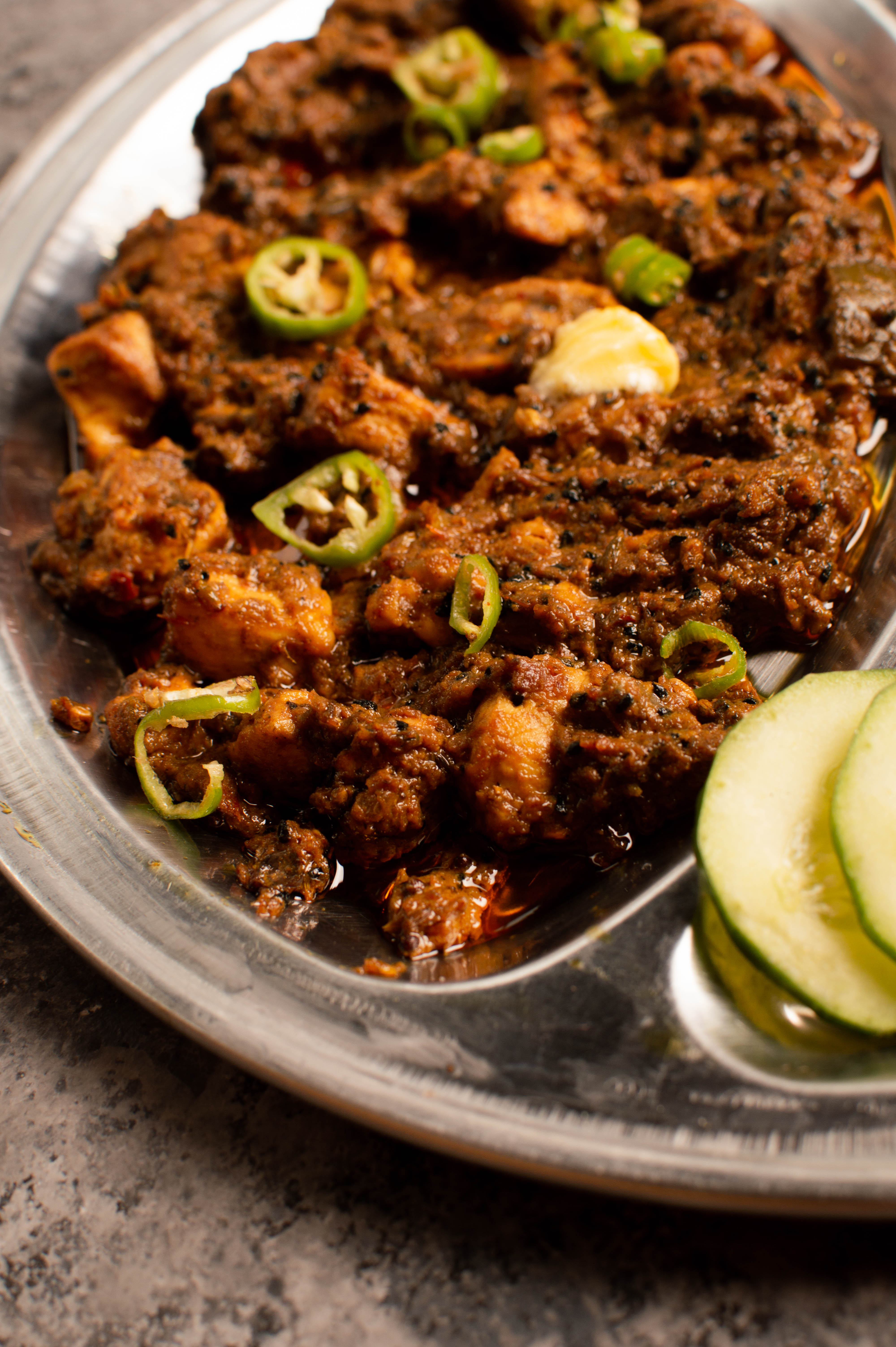 Tawa Achari Boneless