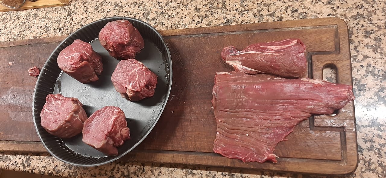 Tenderloin with Head (Aus/Tky)