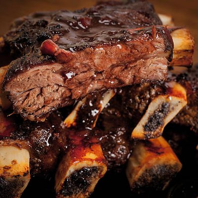 Double-Glazed Bronto Ribs