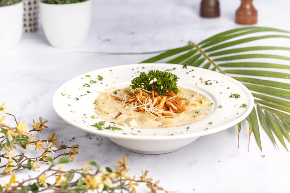 Fettuccine Alfredo