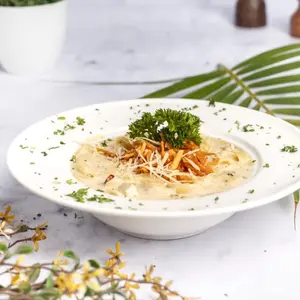Fettuccine Alfredo