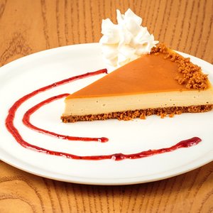 Lotus Cheese Cake - Slice