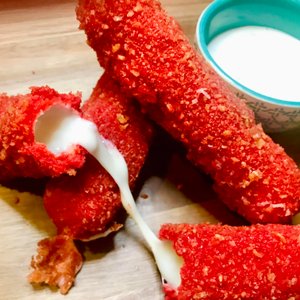 Mozzarella Sticks with Fries