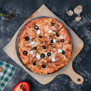 Paprika Chicken with Herbed Ricotta 10"