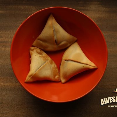 6 Samosas