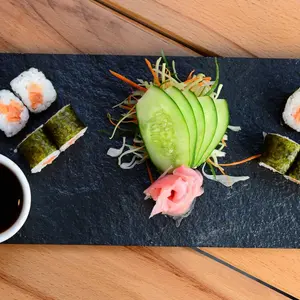 Spicy Salmon Maki