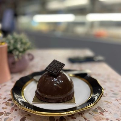 Vanilla Dome Pastry