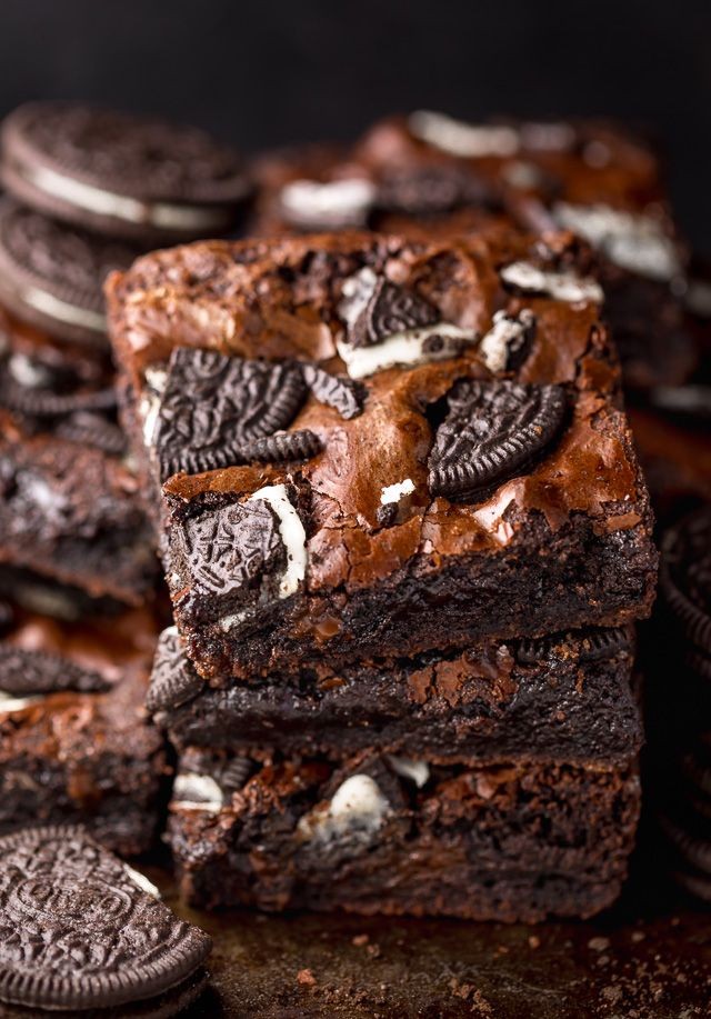 6 Chocolate Oreo fudge Brownies 
