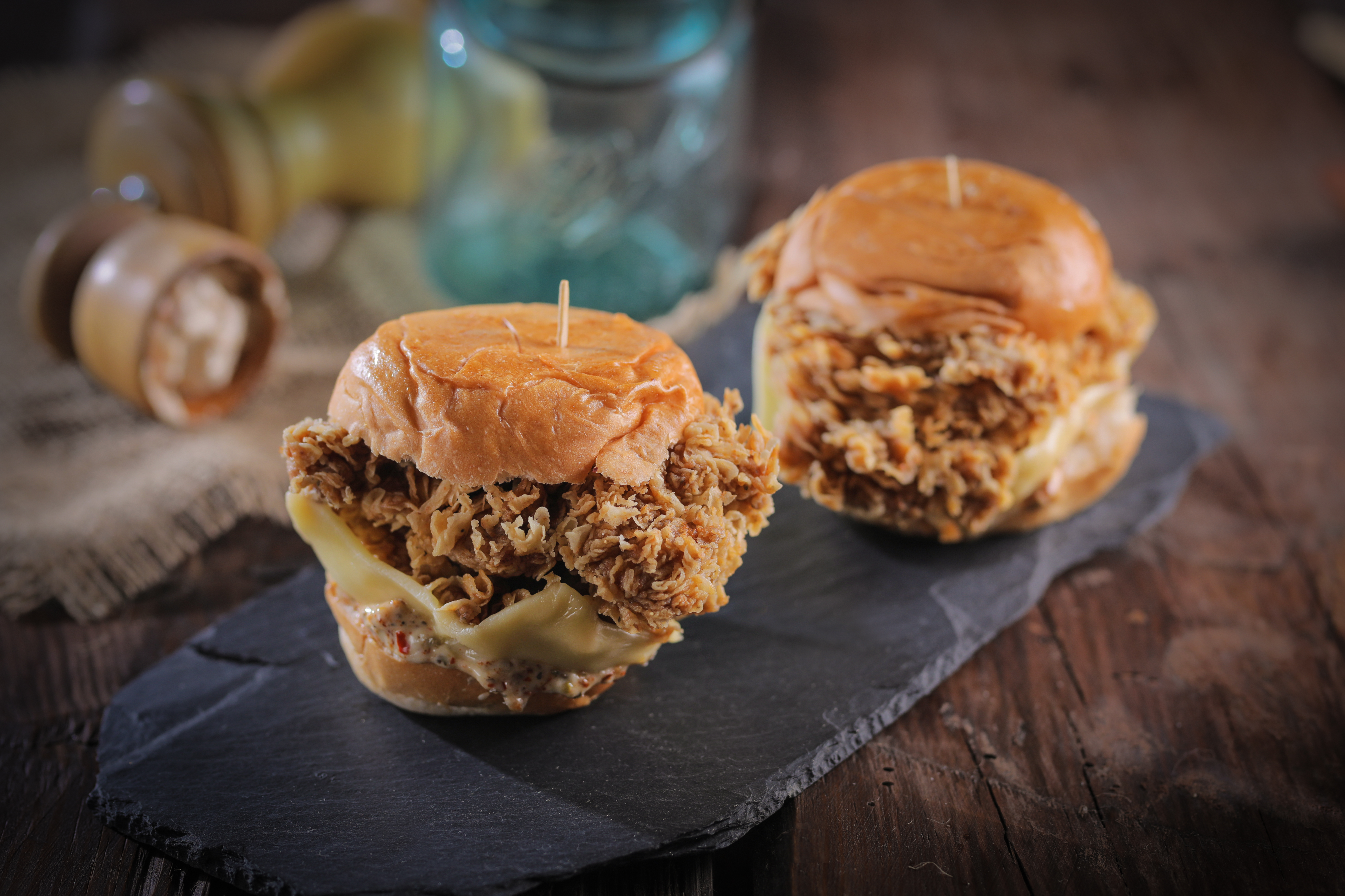 ZINGER BURGER