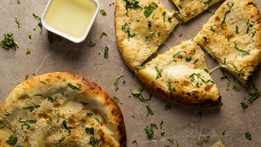 Cheese Naan 