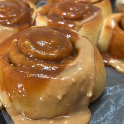 Only Snickers Roll On The Planet - 11595