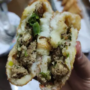Seekh Kebab Bread Rolls (6pc)