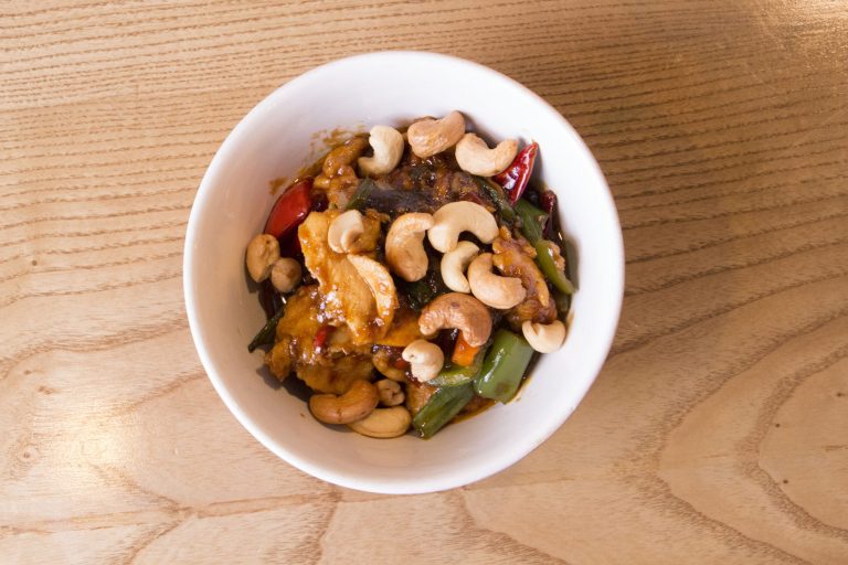 Chicken with Cashew Nuts